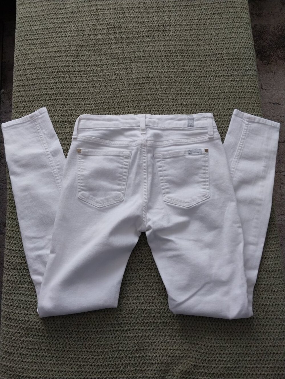 7 for all mankind white jeans ripped